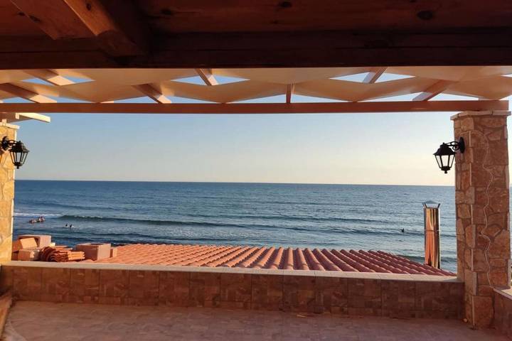 Ferienwohnung für 7 Personen, mit Terrasse und Ausblick in Agios Ilias - 3