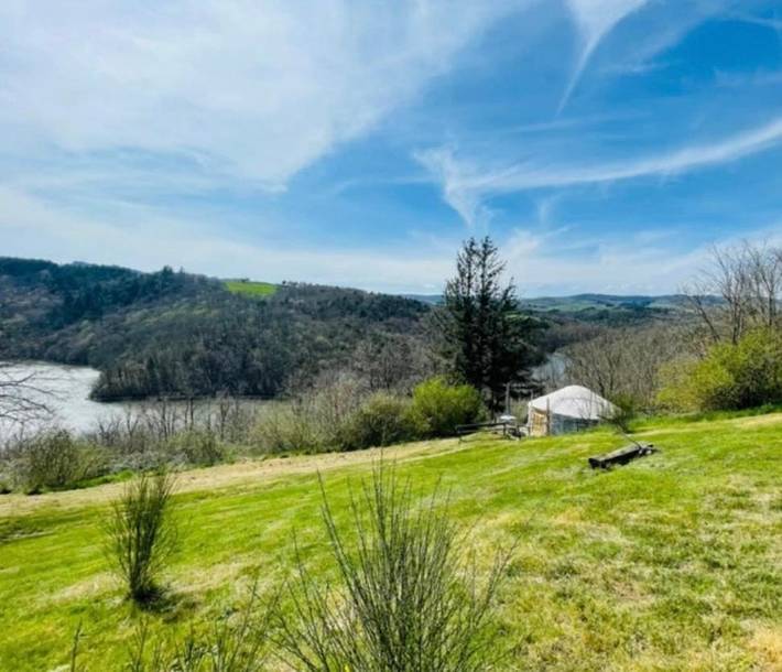 Camping pour 3 personnes, avec jardin et vue sur le lac ainsi que sauna et vue, animaux acceptés dans la Loire - 4