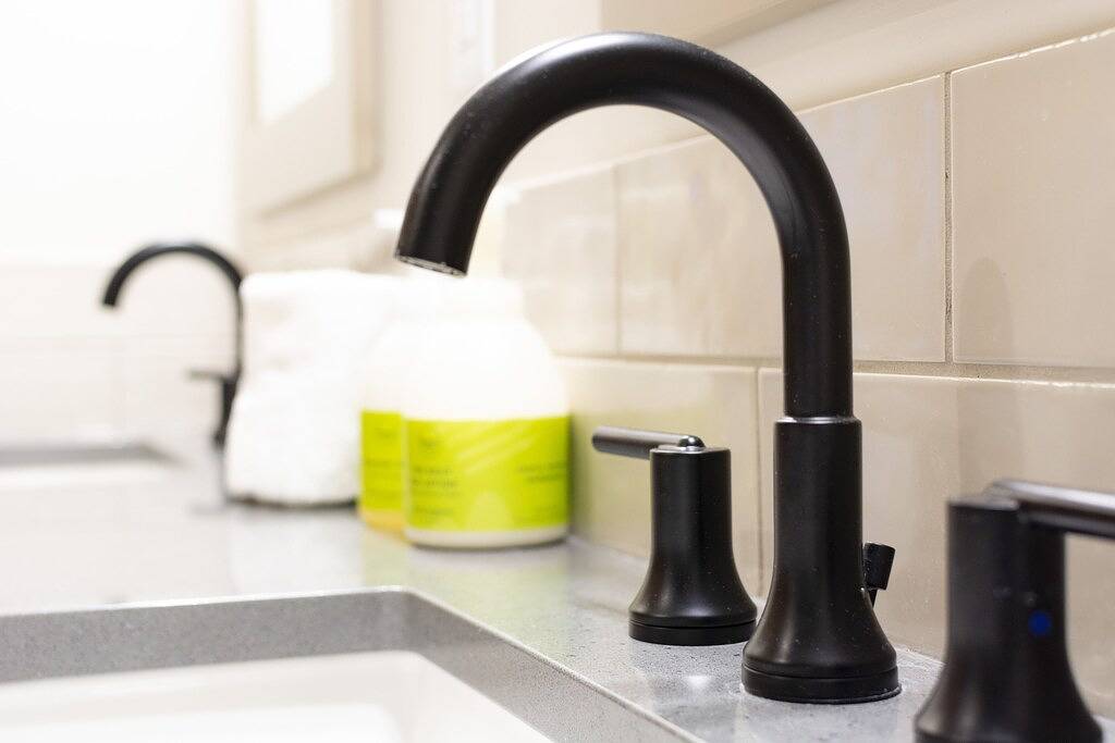 Ganze Wohnung, Luxurious Condo in the Heart of Canmore in Canmore, Banff-Nationalpark