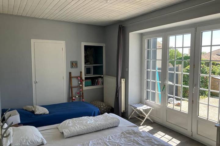 Location de vacances pour 7 personnes, avec terrasse et jardin à Saint-Benoist-sur-Mer - 3