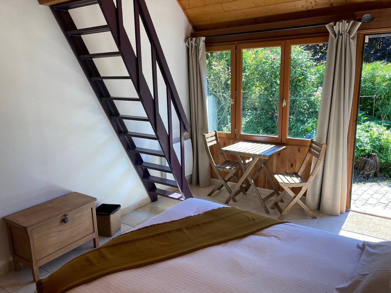 Chambre d’hôtes « Ti Brao - Curie » avec jardin partagé et Wi-Fi in Penvénan, Côte de Granit Rose