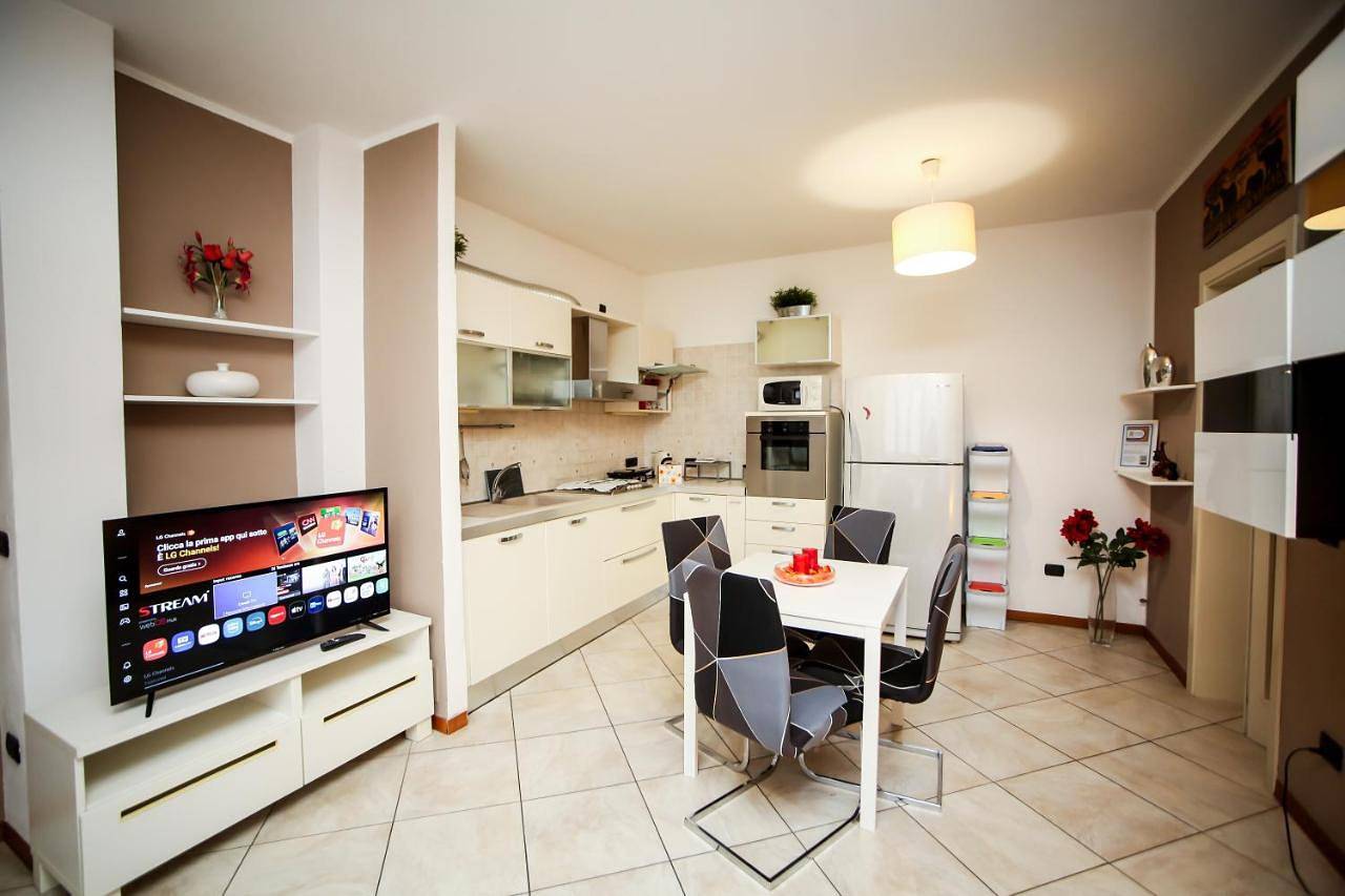 Appartement entier, Guest House Sassuolo 2 in Sassuolo, Province de Modène