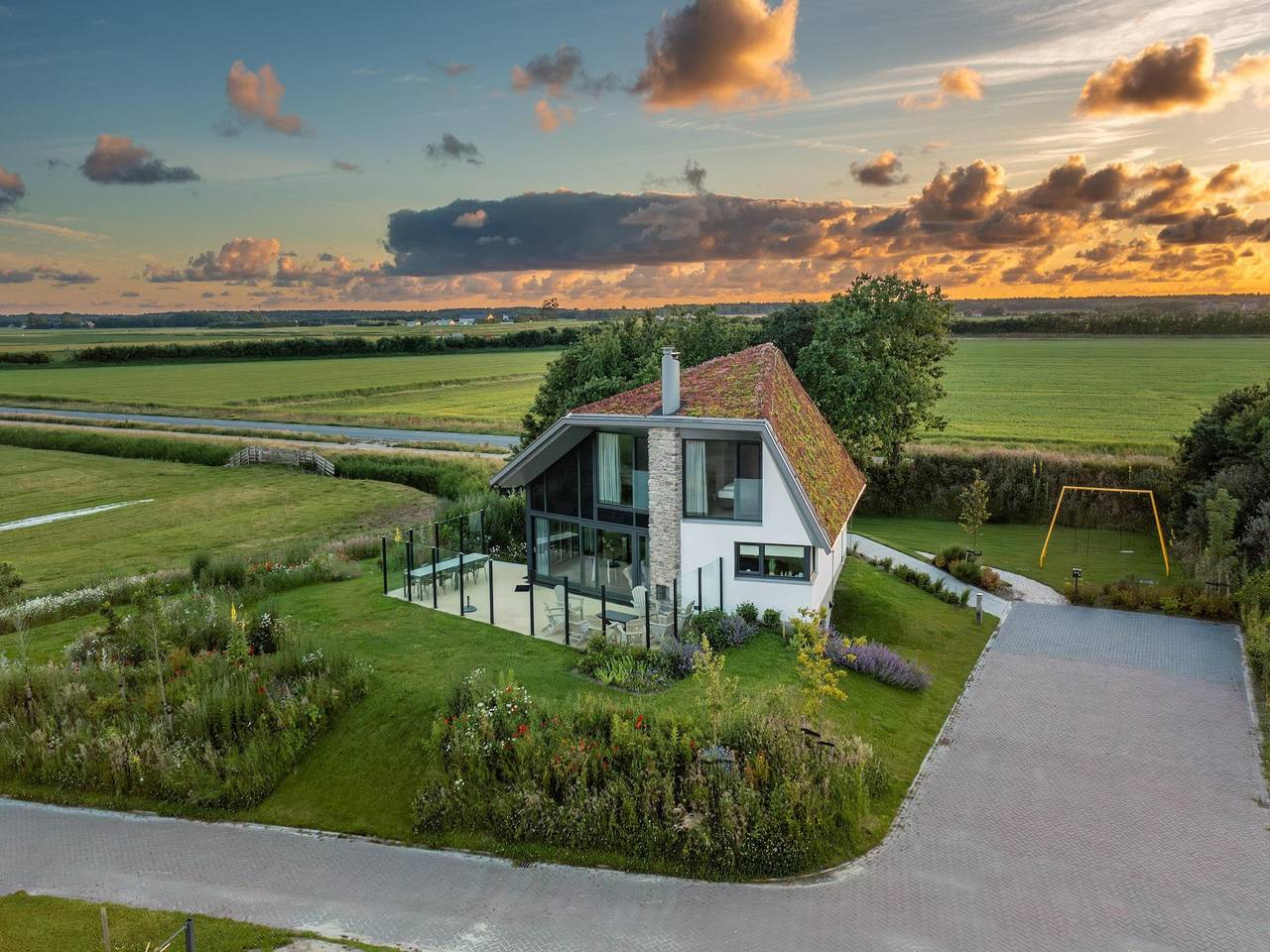 Moderne, luxuriöse und nachhaltige Naturvilla mit Whirlpool und Blick auf Texel in De Waal, Westfriesische Inseln
