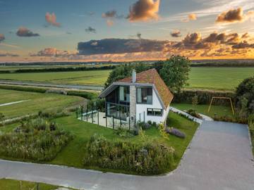 Ferienhaus für 8 Personen, mit Terrasse, kinderfreundlich in De Waal