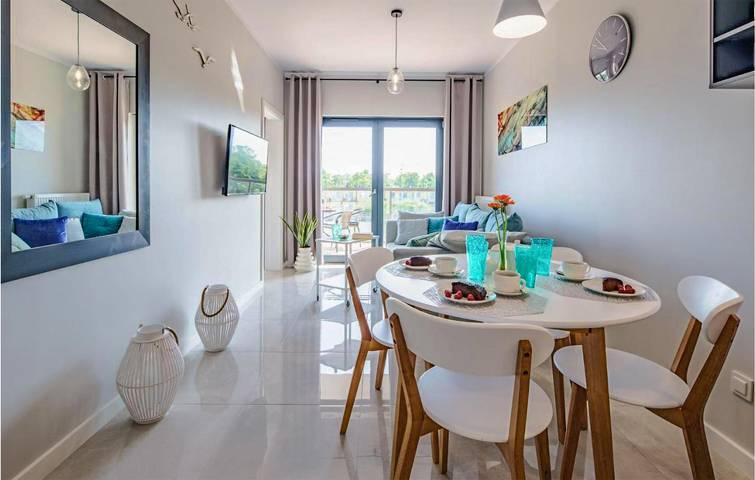 Ganze Ferienwohnung, Ferienwohnung für 4 Personen mit Terrasse in Dziwnów, Baltic Sea Pomerania