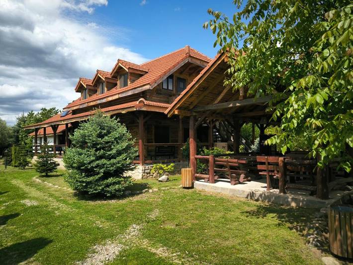 Gîte pour 6 personnes, avec Terrasse et Jardin