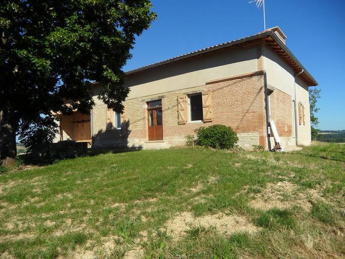 Gîte pour 10 personnes, avec terrasse et jardin, animaux acceptés dans le Tarn-et-Garonne - 2