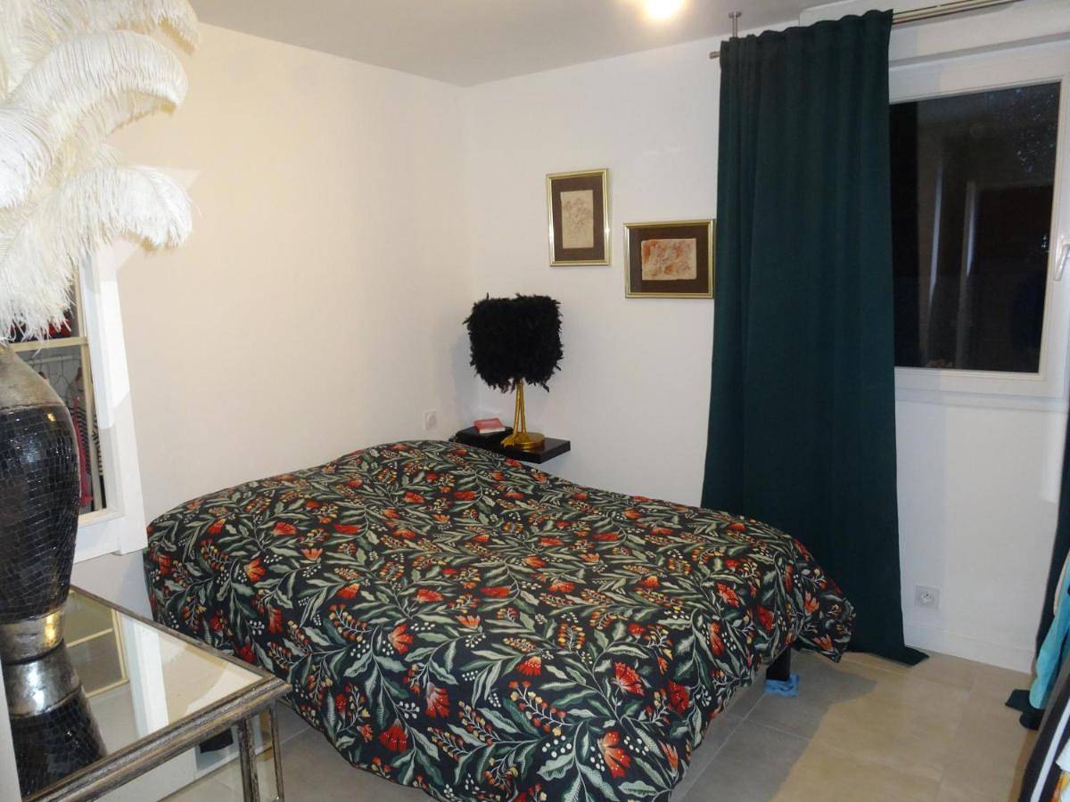 Appartement entier, Bel Appartement De Standing Type T2 +Jardin Dans Residence Securisee in Cazères, Haute-Garonne