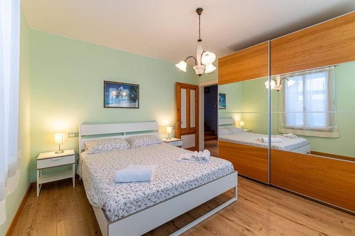 Gîte pour 4 personnes, avec vue et jardin à Ovaro - 2