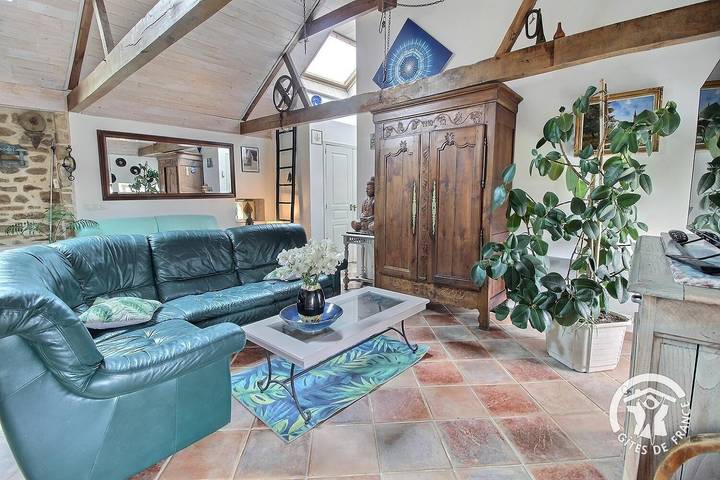 Gîte pour 4 personnes, avec jardin à Ploemel - 2