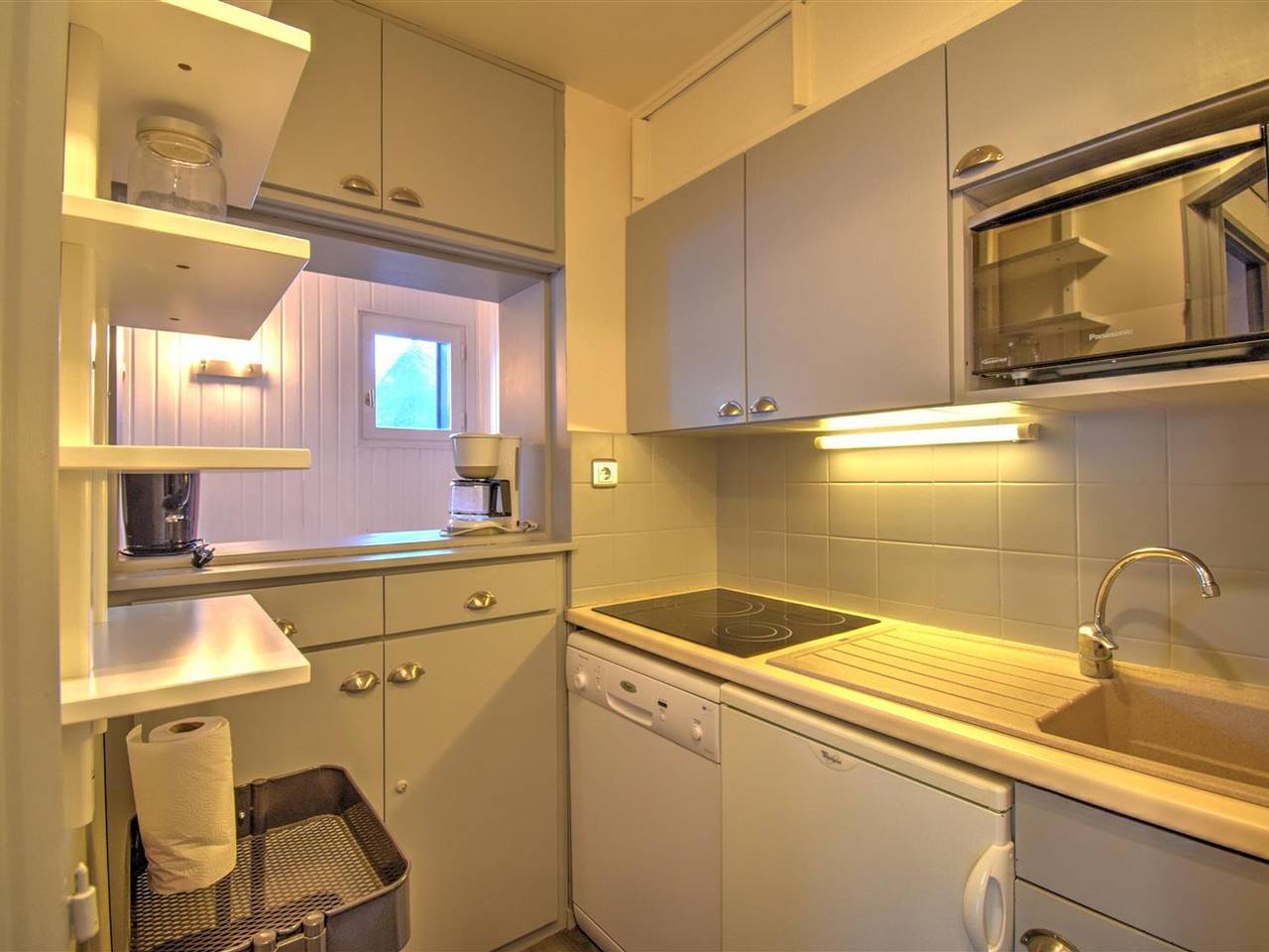 Entire apartment, 3-room apartment with southwest view and wifi in Morzine in Morzine, Les Portes du Soleil