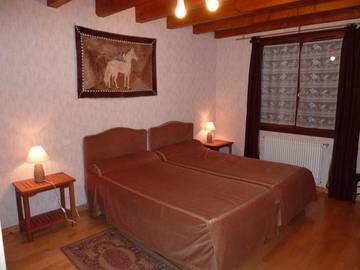 Gîte pour 4 Personnes dans Leynes, Région de Mâcon, Photo 2