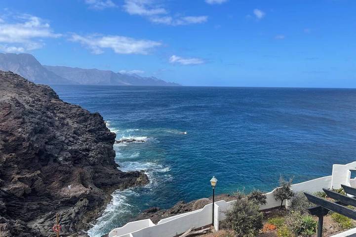 Ferienhaus für 6 Personen, mit Balkon und Pool - 1