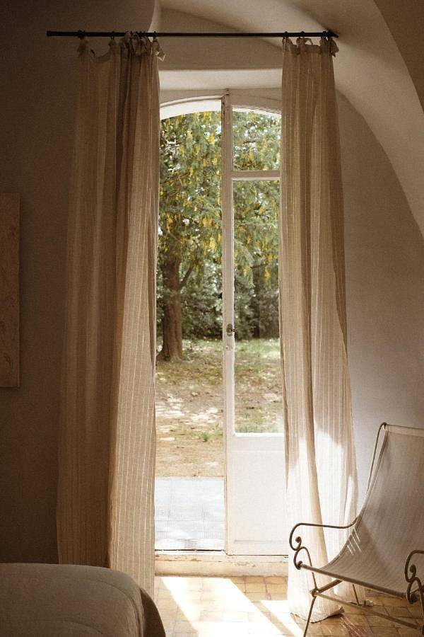 Maison d’hôte pour 3 personnes, avec jardin ainsi que piscine et balcon à Lourmarin - 3