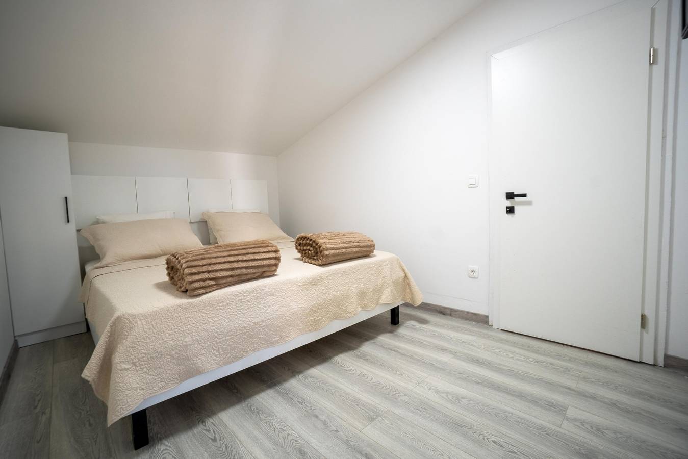 Entire apartment, Apartment 'Suite 2' with Sea View in Vir