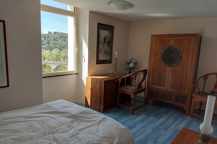 Location de vacances pour 10 personnes, avec balcon et jacuzzi à Roquebrun - 4