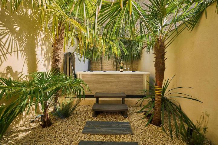 Gîte pour 2 personnes, avec vue et jardin à Cognac - 3