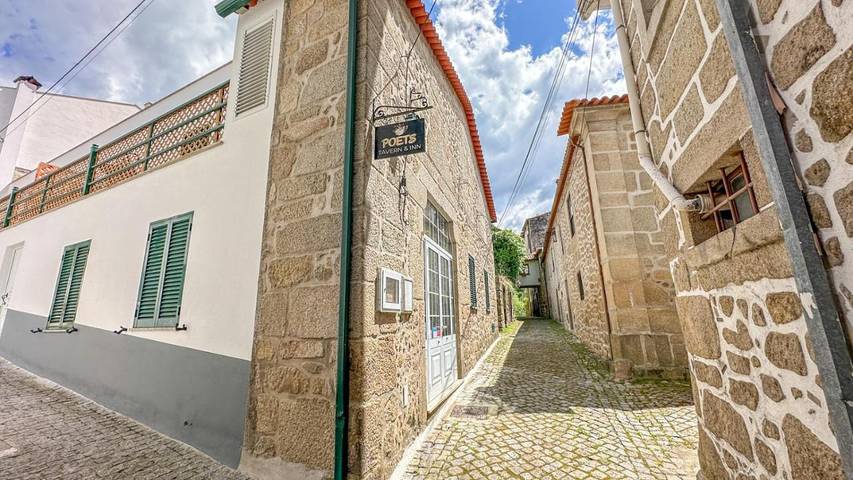 Maison d’hôte pour 2 personnes, avec Balcon et Terrasse dans Oliveira do Hospital