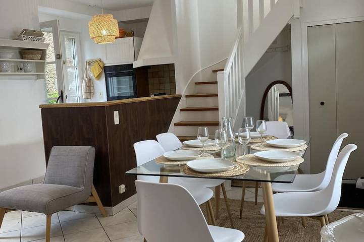 Maison de vacances pour 6 personnes, avec Terrasse et Jardin à Pleudihen-sur-Rance
