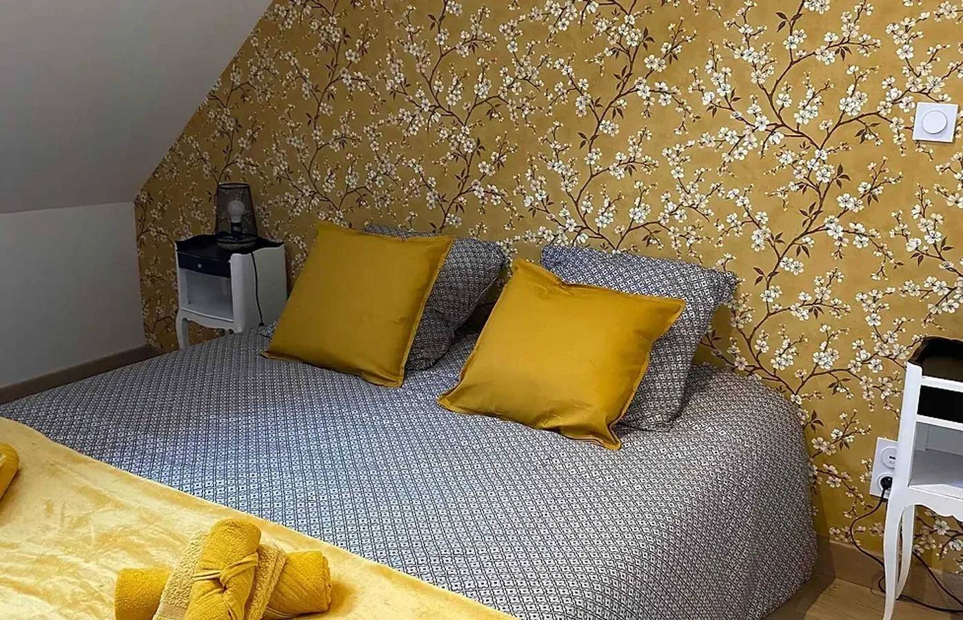 Casa encantadora en Les Riceys con patio privado in Les Riceys, Aube (desambiguación)