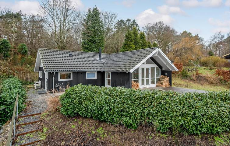 Ferienhaus für 8 Personen, mit Terrasse und Garten in Melby