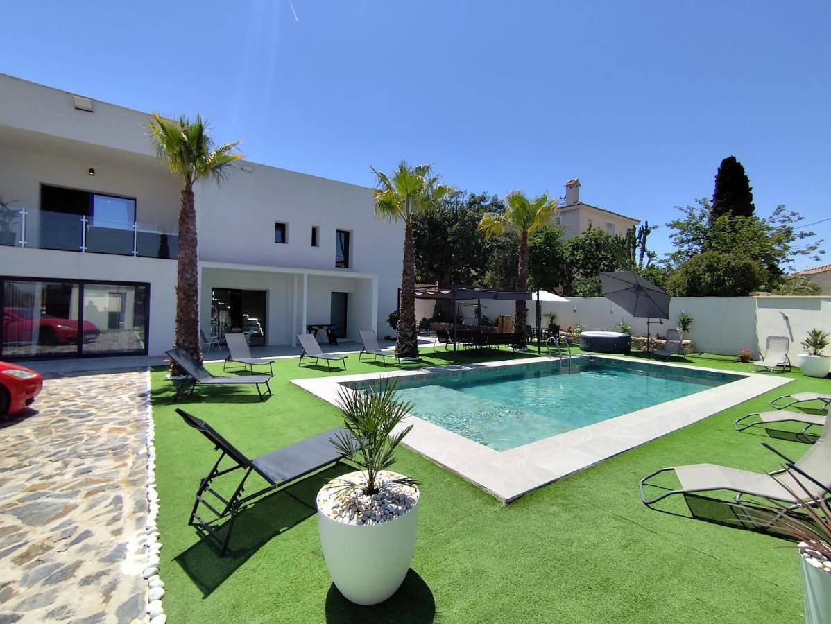 Villa in Vistahermosa (Alicante), Alicante