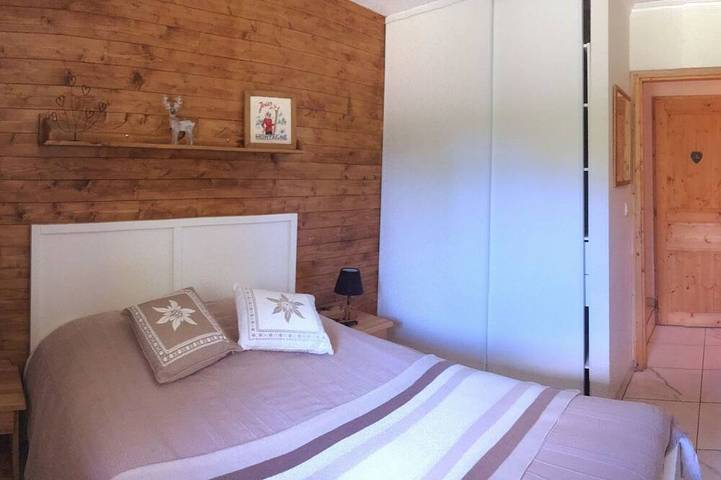 Gîte pour 10 personnes, avec Balcon et Jardin à Oz - 4