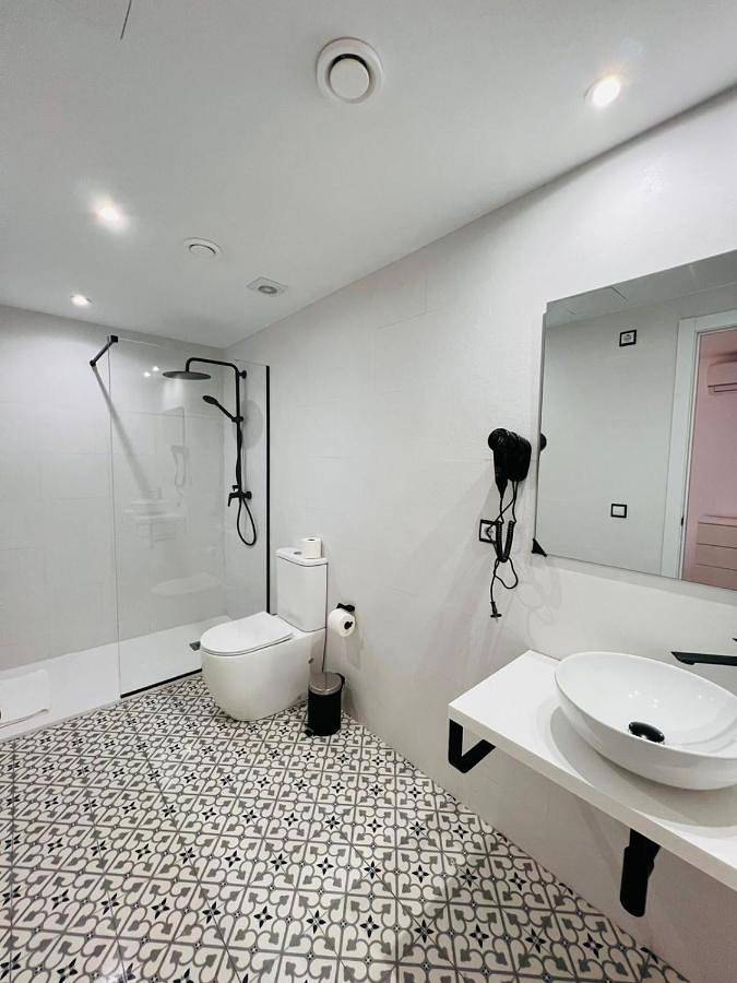 Appartement entier, Jacaranda Apartments & Studios in Es Canar, Santa Eulària des Riu