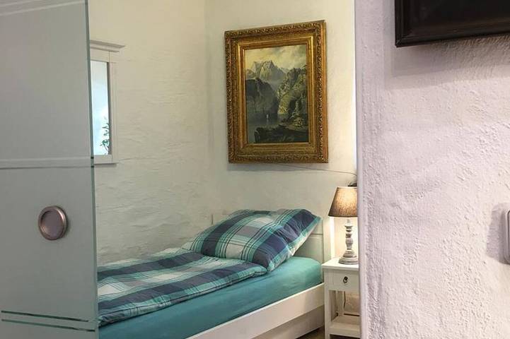 Hütte für 2 Personen, mit Balkon in der Eifel - 4