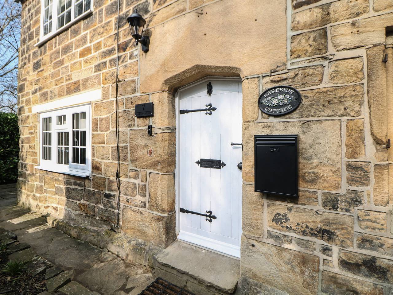 Lake Side Cottage in Wakefield, Westliches Yorkshire