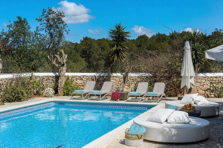 Chalet para 10 personas, con vistas además de piscina y jardín, Se admiten mascotas - 1