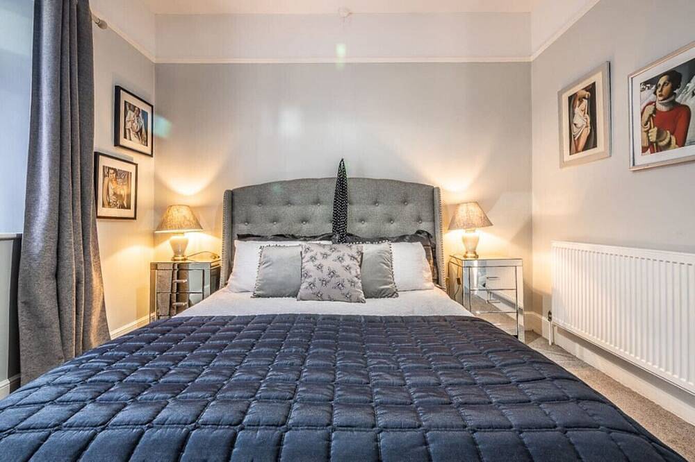 Apartamento entero, Charming character lodge in cemetery grounds in Exeter, Devon