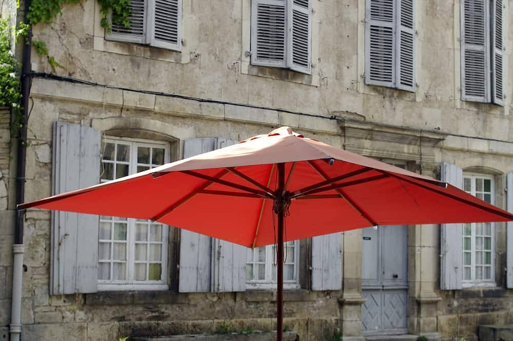 La Victoire de Noyers  maison familiale d'une à dix personnes in Noyers, Arrondissement d'Avallon