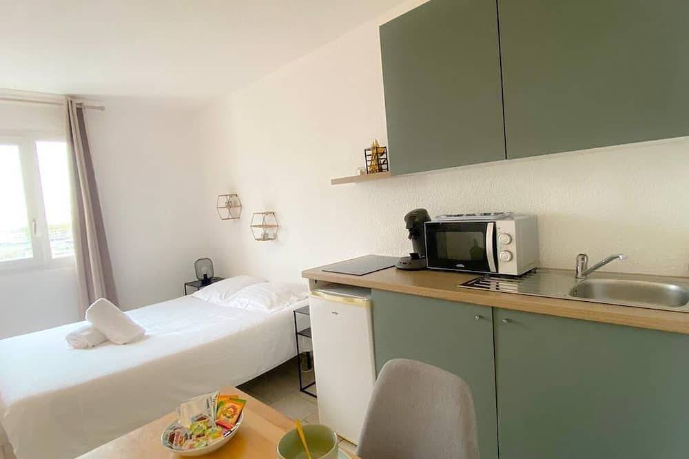 Apartamento entero, Le Skate Beach-Estudio-Estándar-Baño privado externo in Calais, Región de Calais