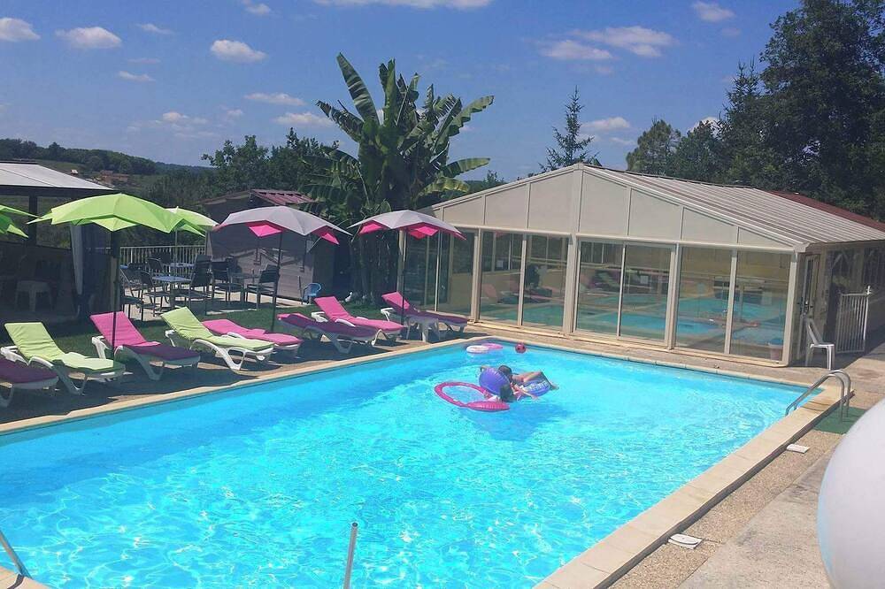 Location Mobil Home Au Calme Proche De Sarlat Avec Institut De Beaute Spa in Belvès, Périgord Noir