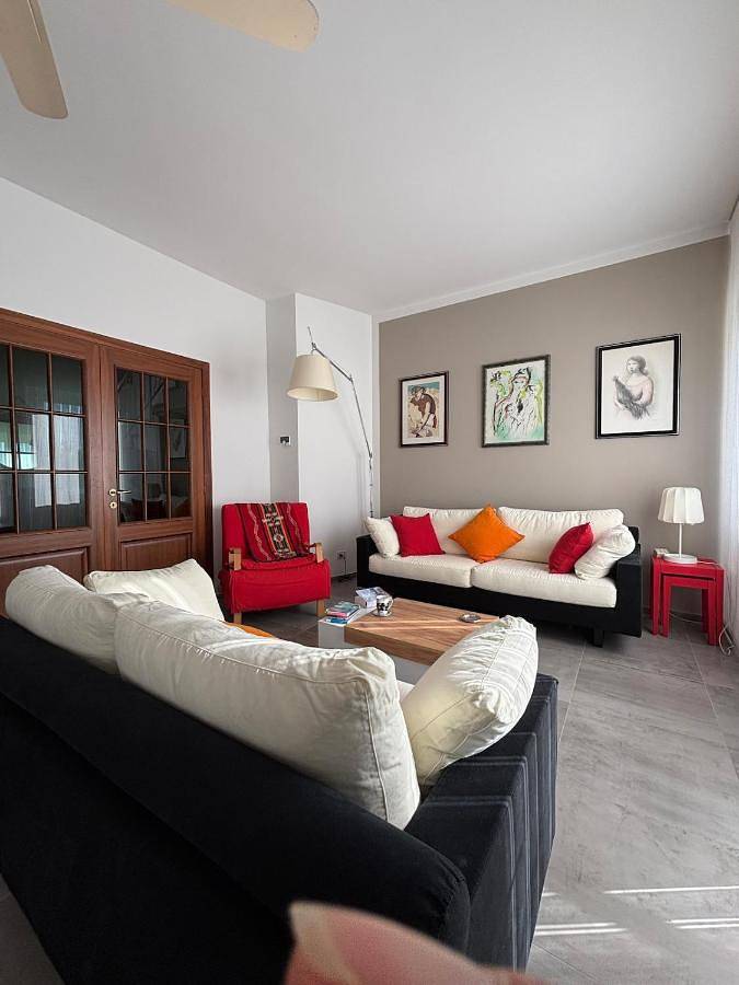 Casa Francesca in Salò, Prealpi Gardesane