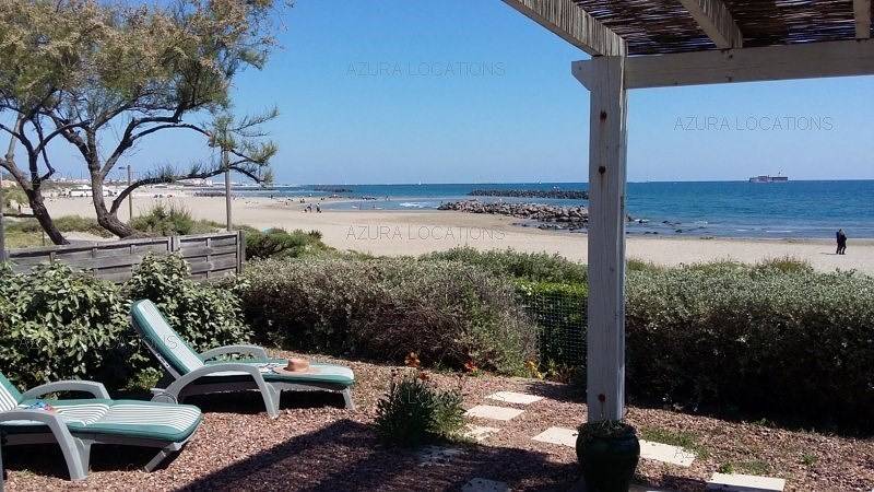 Appartement de vacances entier, Villa 2 pièces 4 couchages "Les Pieds dans l'eau" climatisée Rochelongue Cap D'Agde in Cap d'Agde, Agde