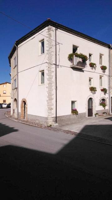 Cottage pour 2 personnes, avec vue ainsi que balcon et jardin dans Molise