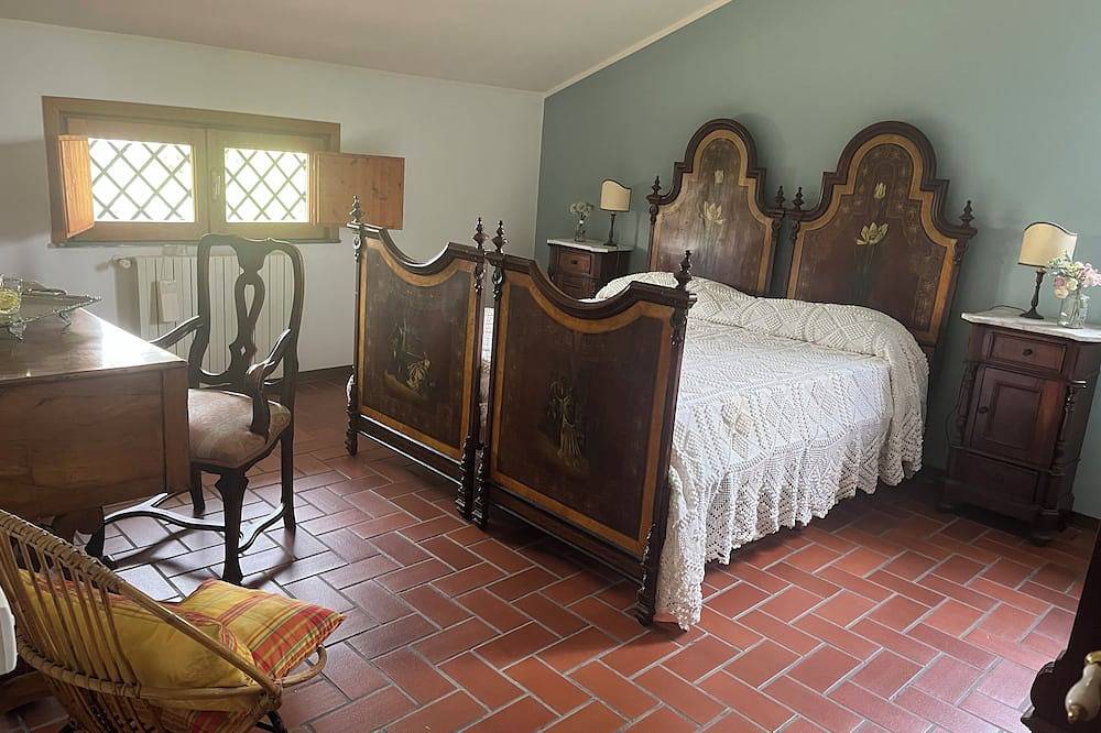 Charming 3-bedroom country house with Jacuzzi and tank pool in Zafferana Etnea, Etna
