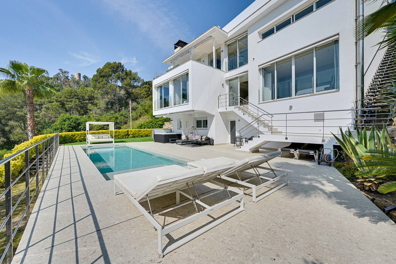 Villa Alta Vista, modern luxury villa with stunnin in Cala San Francisco, Blanes