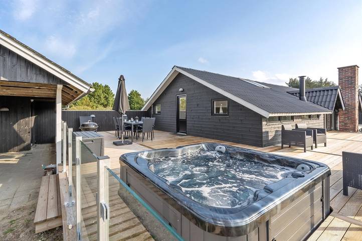 Ferienhaus für 8 Personen, mit Whirlpool und Terrasse in Vejers Strand - 2