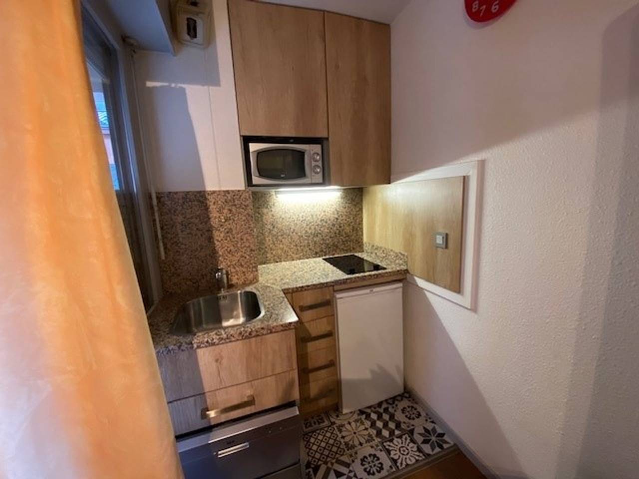 Ganzes Studio, Studio für 4 Personen im Zentrum, nahe Skilift und Spa, Balkon, Wlan, Haustiere erlaubt in Brides-les-Bains, Les Trois Vallées
