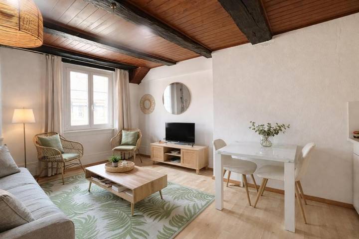 Gîte pour 2 personnes, avec vue, animaux acceptés à Porrentruy