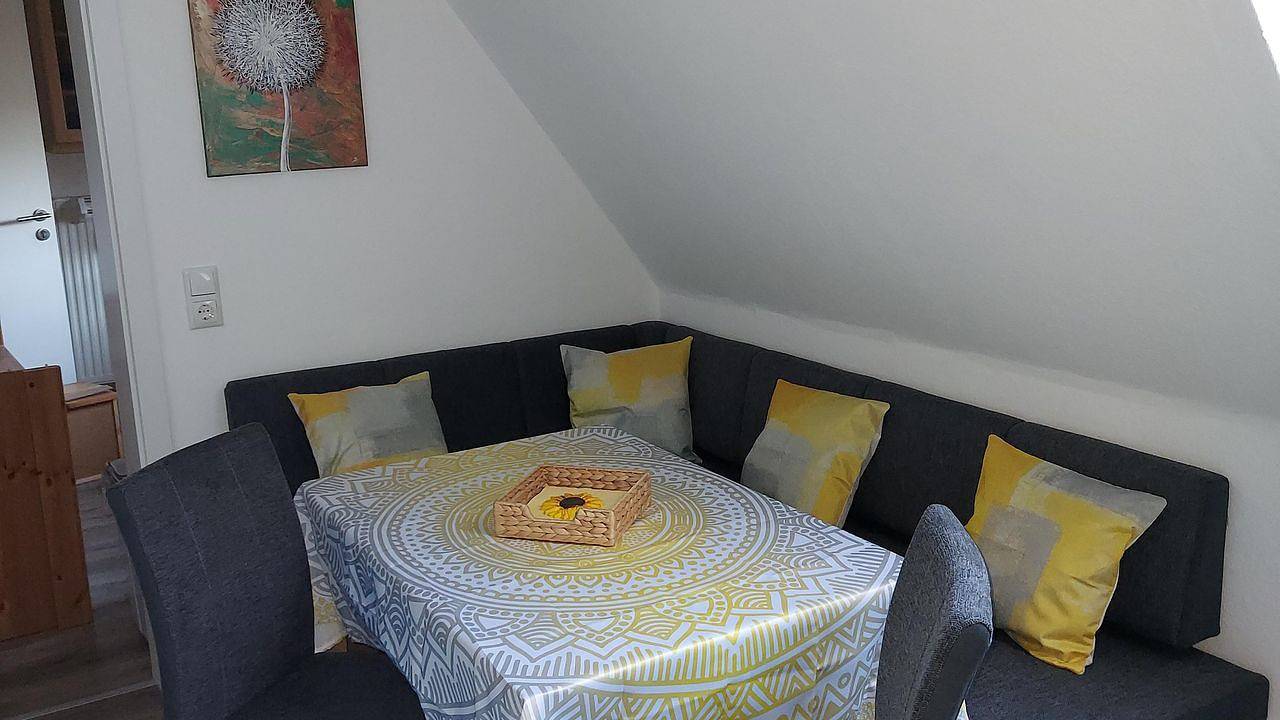 Ganze Ferienwohnung, Ferienwohnung für 4 Personen (78 m²) in Neuenkirchen in Neuenkirchen (Lüneburger Heide), Landkreis Heidekreis