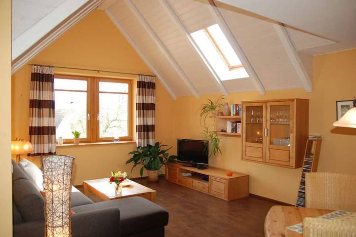 Ferienwohnung für 4 Personen, mit Garten und Balkon in Alt Meteln