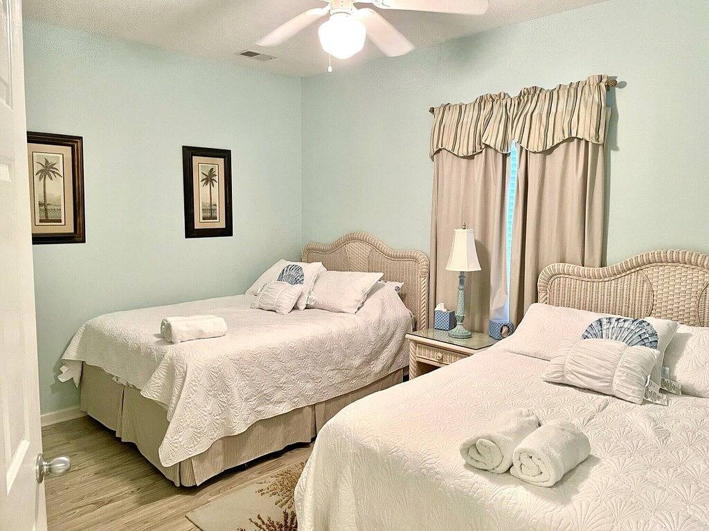 Ganze Wohnung, Book your Sea Trail getaway in this ground floor, pet friendly condo in Sunset Beach (NC), Brunswick County