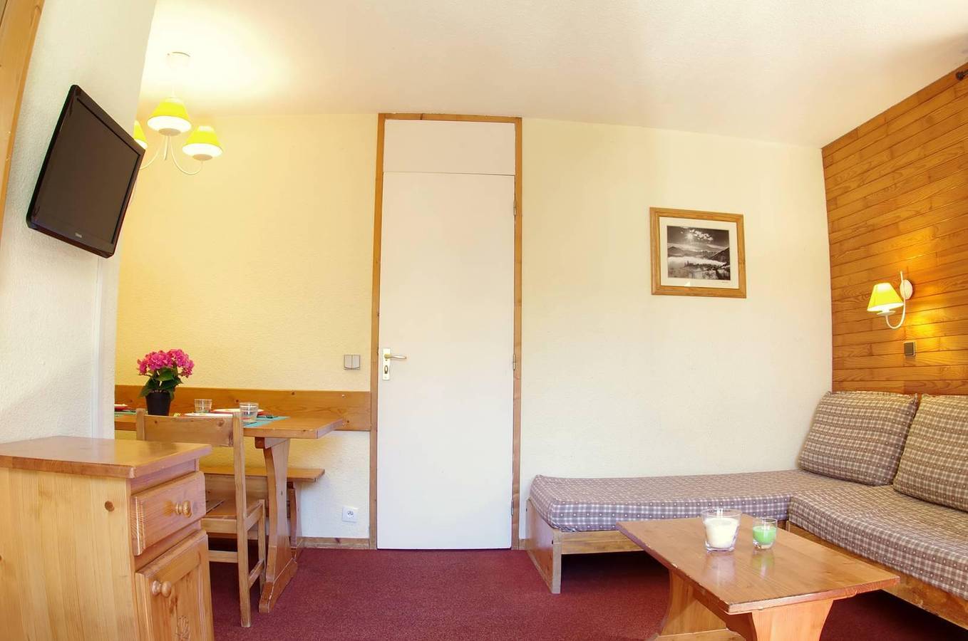 Entire apartment, Résidence Lauzière-Dessous - 2 room apartment 5 people (G459) in Valmorel, Les Avanchers-Valmorel