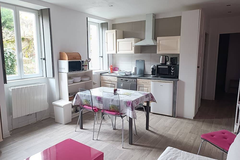 Appartement entier, Gîte Notre Dame⭐⭐⭐Salins-les-Bains  Rdc 600m des thermes.Tarif curistes/demande in Salins-les-Bains, Jura Francais