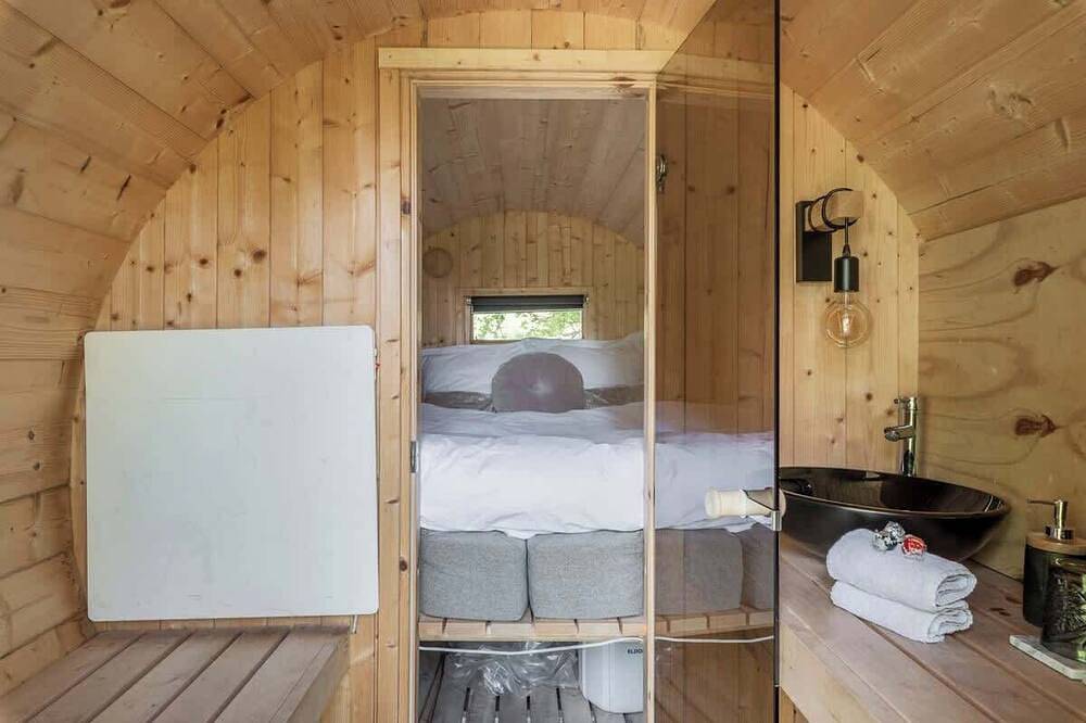 The Treehouses – Two Cozy Nature Escapes Near Amsterdam in Groene Hart