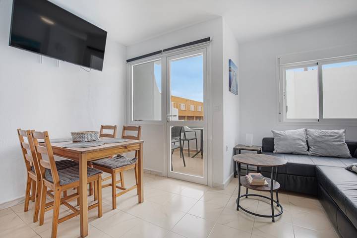 Casa Jable: Casa de vacaciones con jardín compartido, balcón privado y Wi-Fi in Costa de Antigua, Antigua
